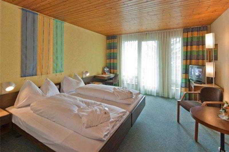 Hotel Metropol Saas-Fee Ruang foto