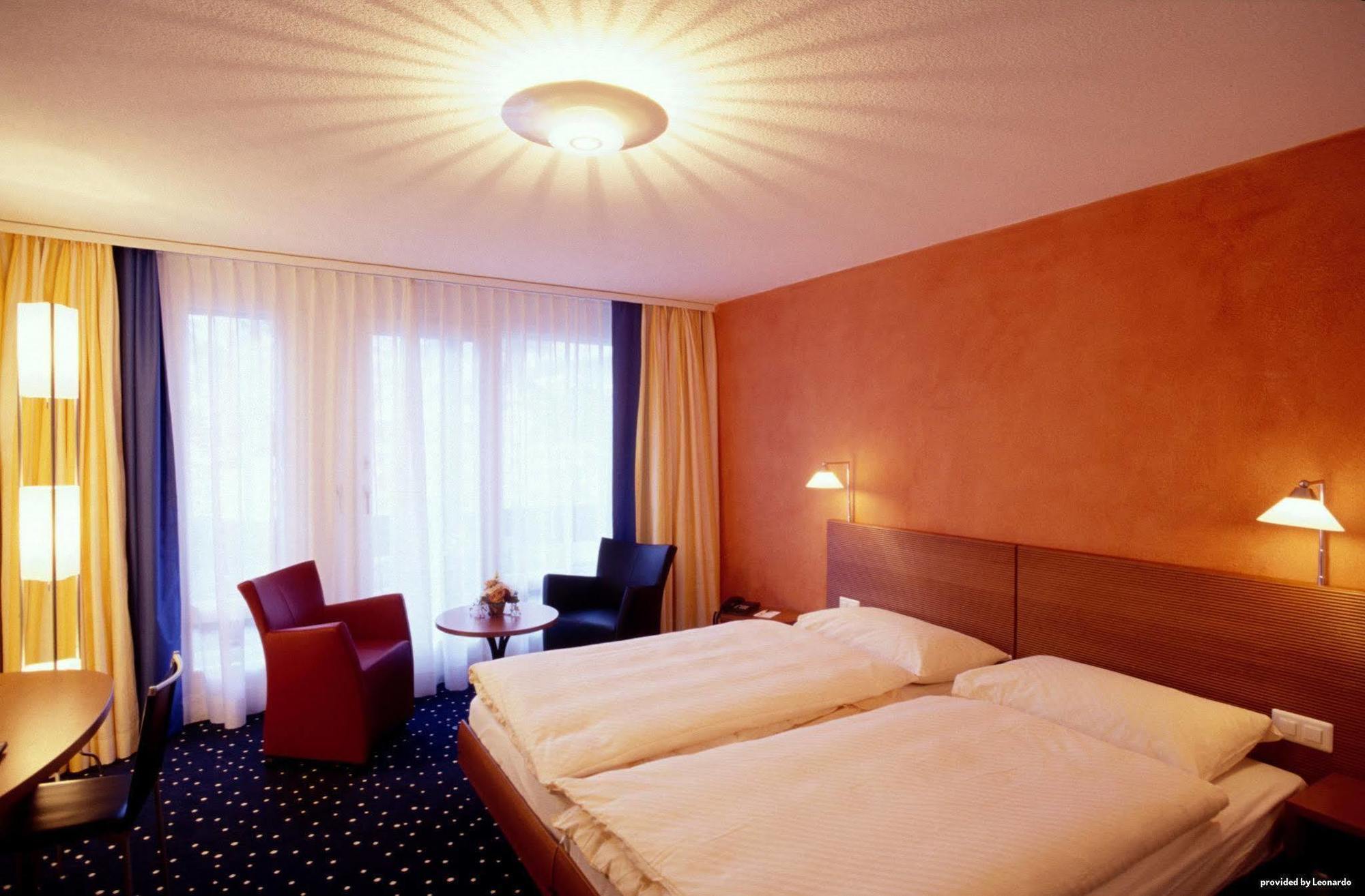 Hotel Metropol Saas-Fee Ruang foto